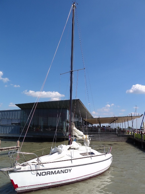 Zwischenstopp in der Mole West